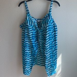 EUC- Fantasy Figure Tankini swimsuit top Size 12